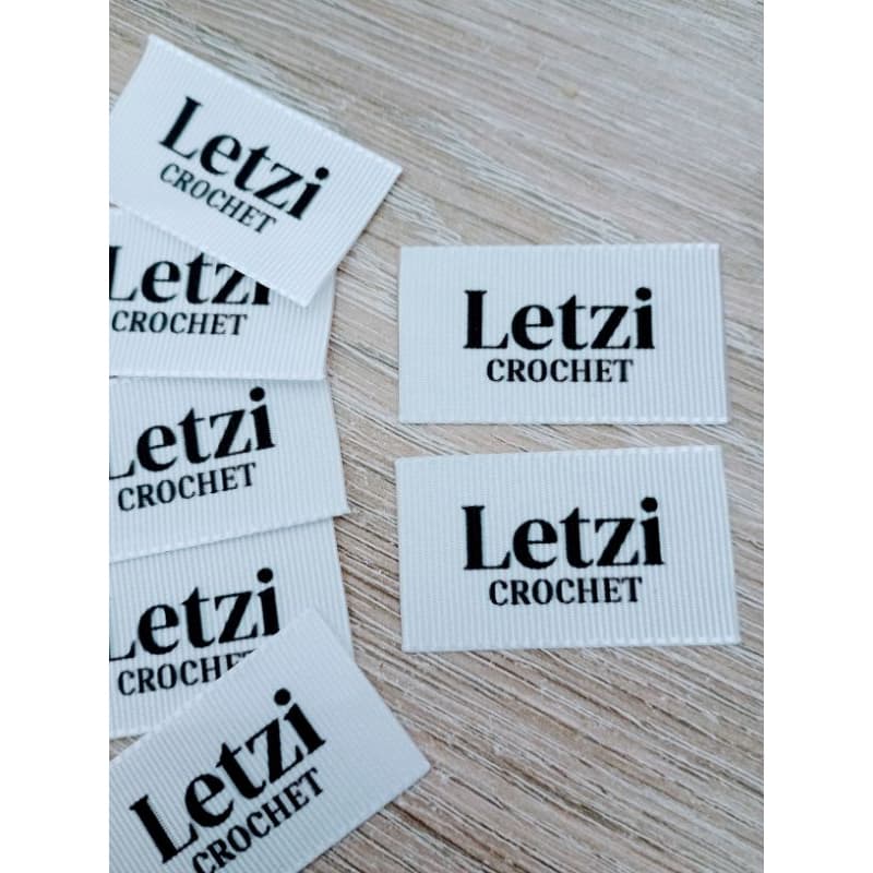 50 Etiquetas de Gorgurão 2x4 seladas NÃO DESFIAM - CROCHÊ, ROUPAS, CALÇADOS, ARTESANATO