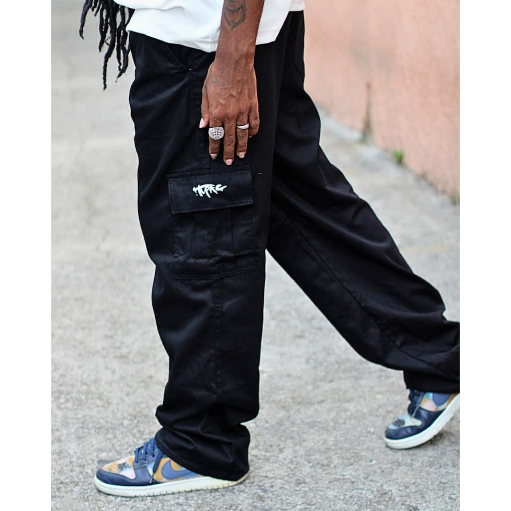 Calça Cargo Tupac Sarja Unissex Bolsos Laterais Larga