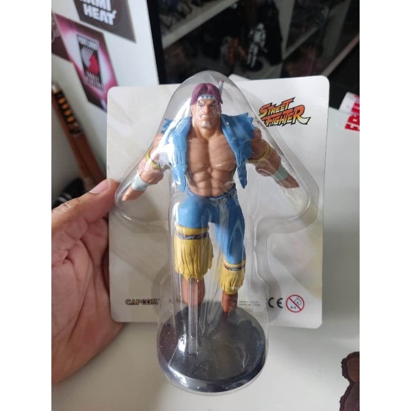 Coleção bonecos street Fighter planeta Deagostini