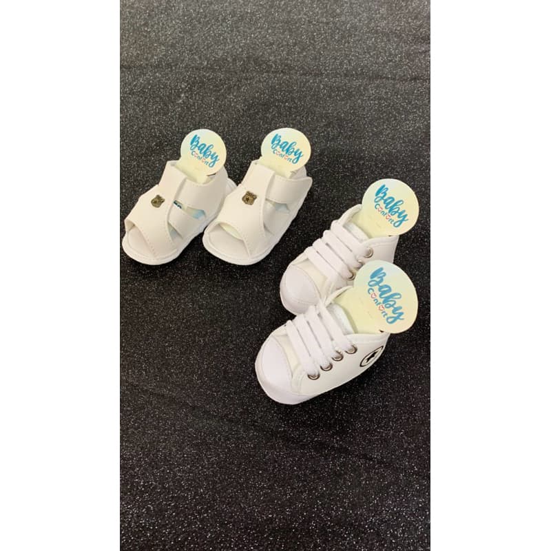 Sapatinho de bebê recém nascido Edição Ano Novo - Tênis Star Branco e Sandália Branca Masculino Kit dois pares