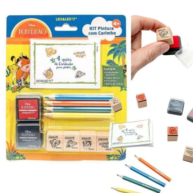 KIT PINTURA COM CARIMBO REI LEÃO 4 LÁPIS DE COR + 1 BLOCO + 4 CARIMBOS + 2 ALMOFADAS DE TINTA - BLIS
