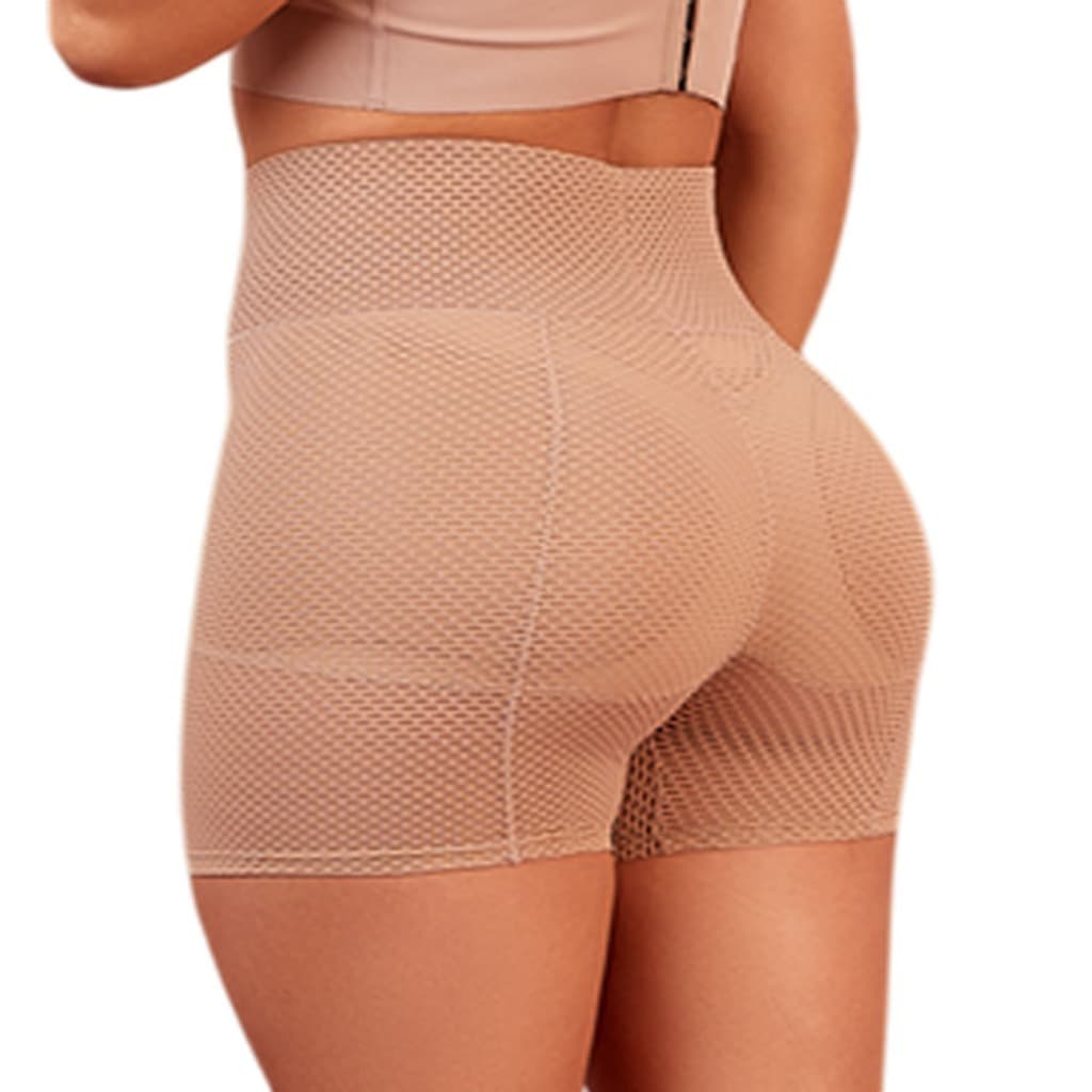 Short Modelador Kardá Com Preenchimento De Quadril  e Bumbum Bundex