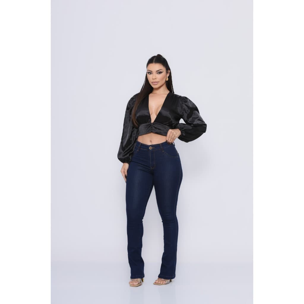 Calça Jeans Flare Com Calça Jeans feminina Lycra Com Bolso Atrás