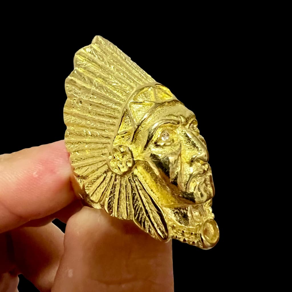 DEIDEIRA ANEL INDIO PAJÉ AJUSTAVEL FEITO EM MOEDA ANTIGA PREMIUM CRAVEJADO COR OURO 18K