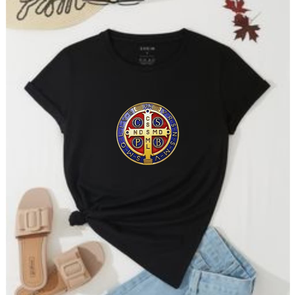 T Shirt Blusas Camisetas - Medalha de São Bento - "A T-shirt que Carrega a Proteção de São Bento"