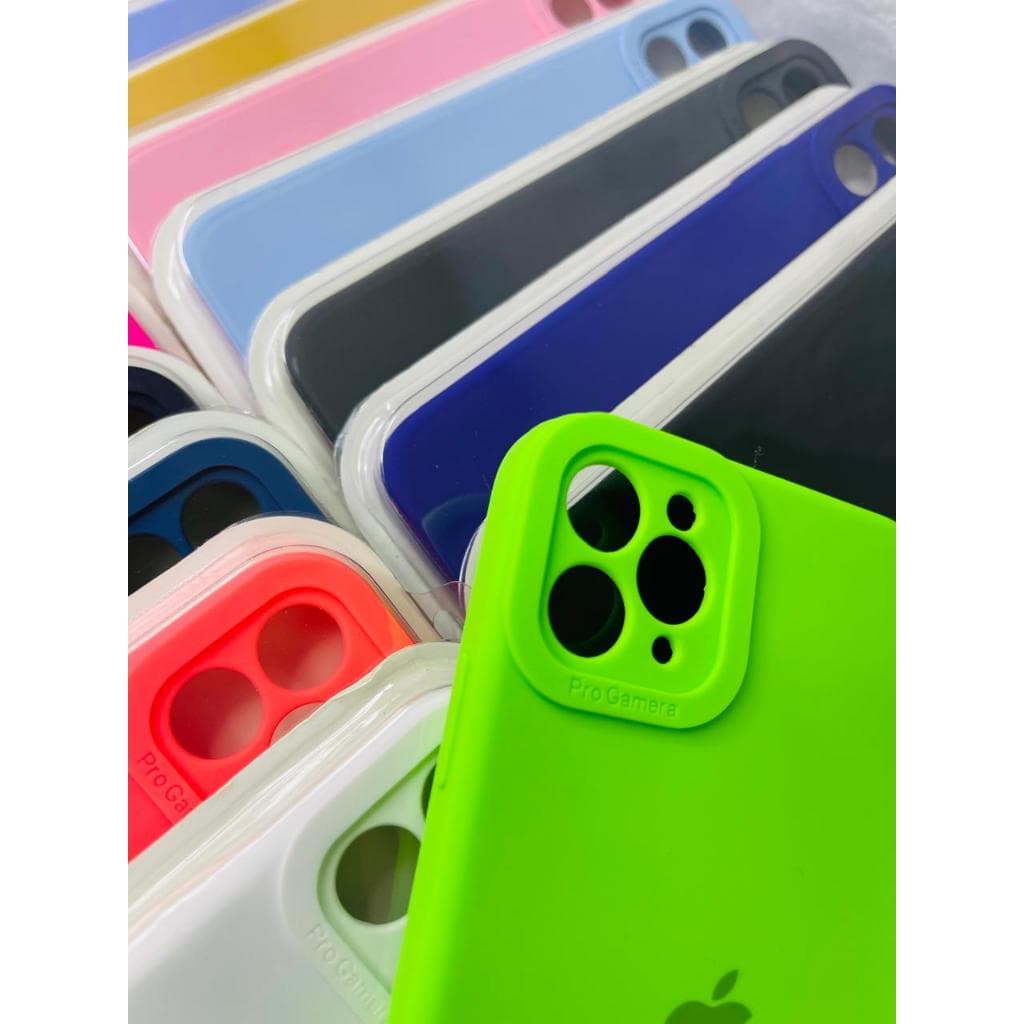 CAPA CAPINHA CASE PARA IPHONE 11 PRO MAX A SILICONE INTERIOR AVELUDADA COM CÂMERA FECHADA
