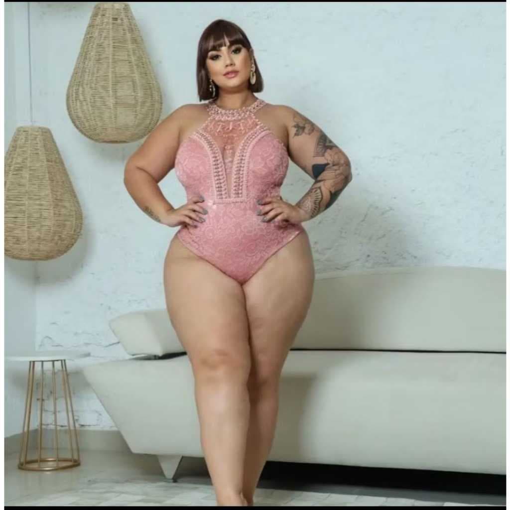 Body Plus Size Feminino  veste do 46 ao 50 Com Bojo e Renda Decote V Perolas Tendencia Verão