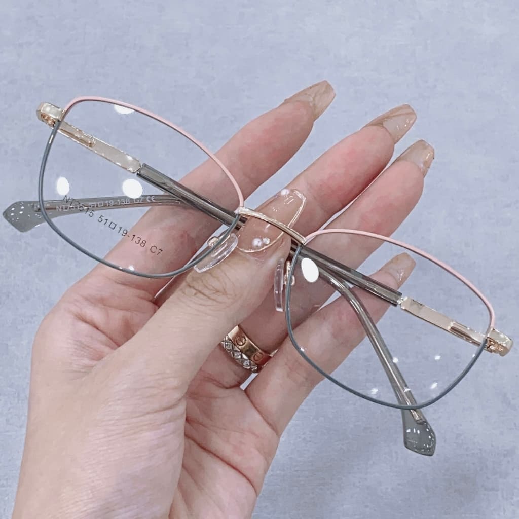 Armação Para Óculos de Grau Feminino Metal Em olho Pequeno