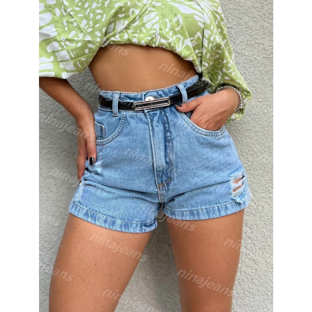 ninajeans 8127 com cinto preto Shorts jeans  Feminina lisa sem rascada