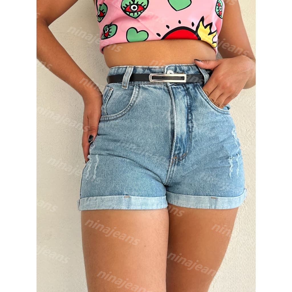 ninajeans 9037 com cinto preto Shorts jeans  Feminina lisa sem rascada
