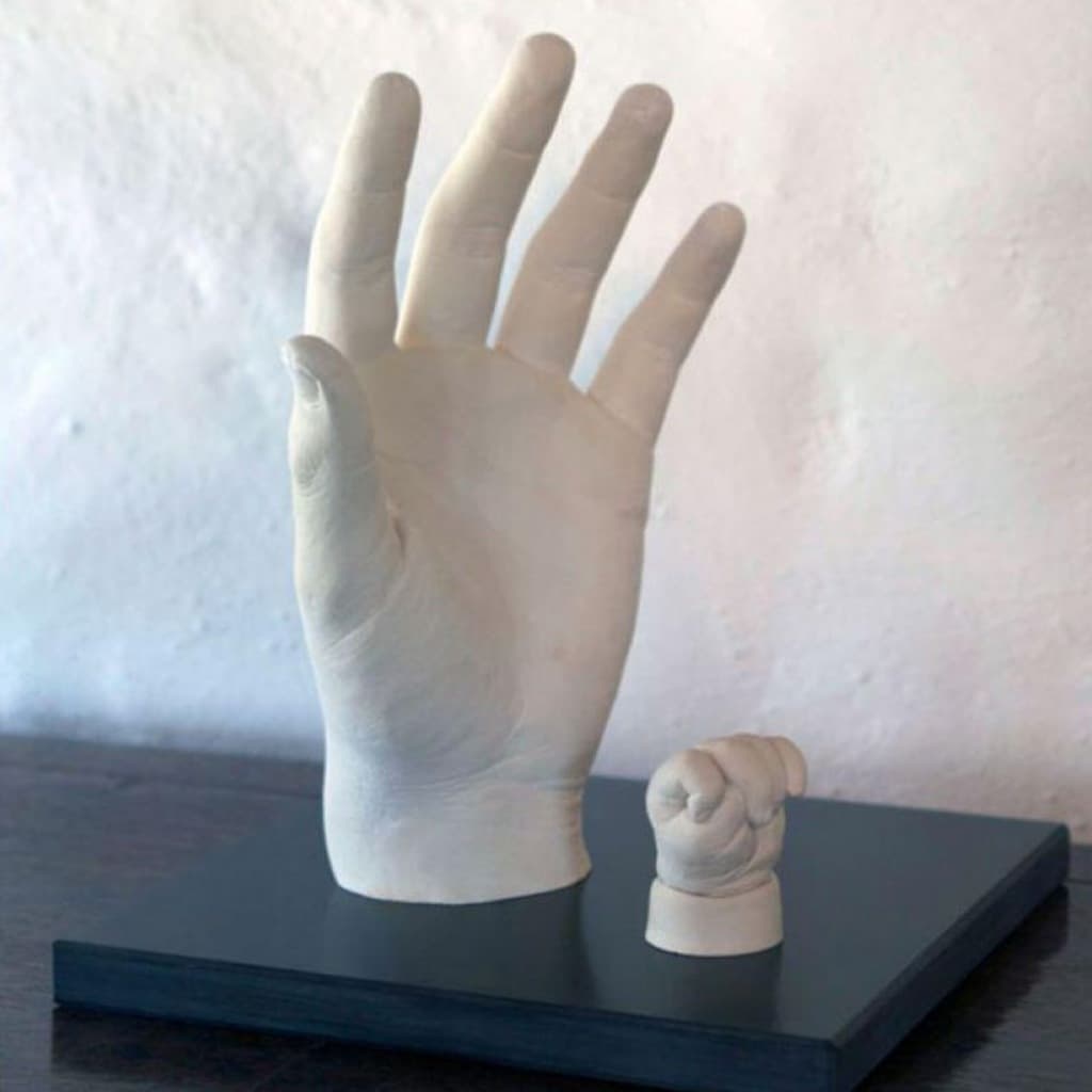 Massa para modelar Mão de adulto, somente a massa não faz o kit completo