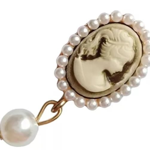 Broche pin Camafeu pérolas vintages retro elegante