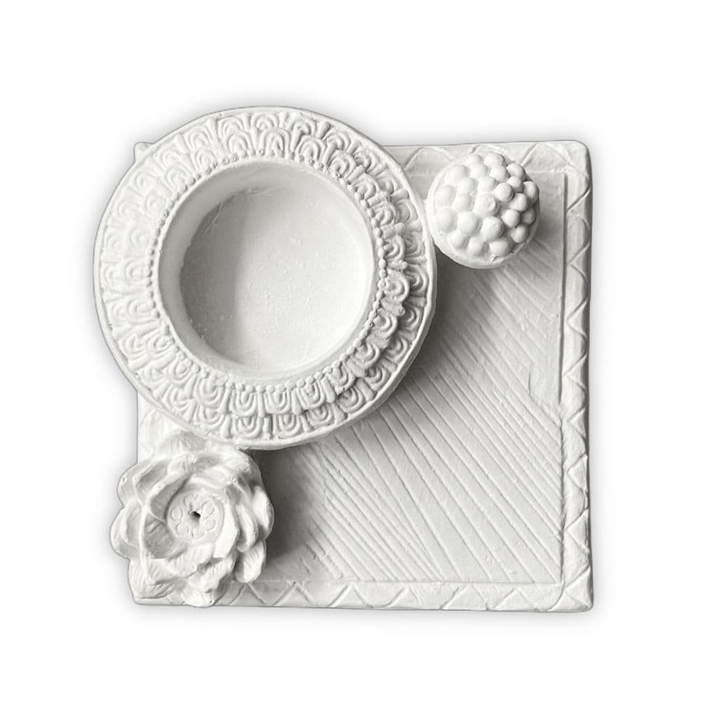 Incensário Vareta na Flor 9cm Gesso Cru
