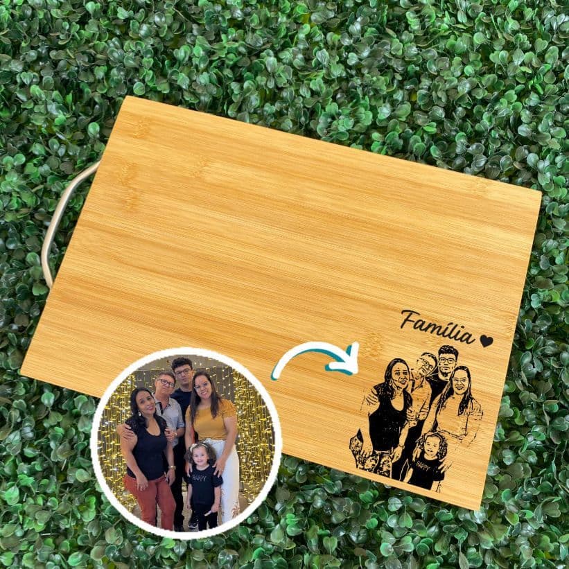 Tábua de Carne Bambu com Alça em Ferro Personalizada Gravada a Laser