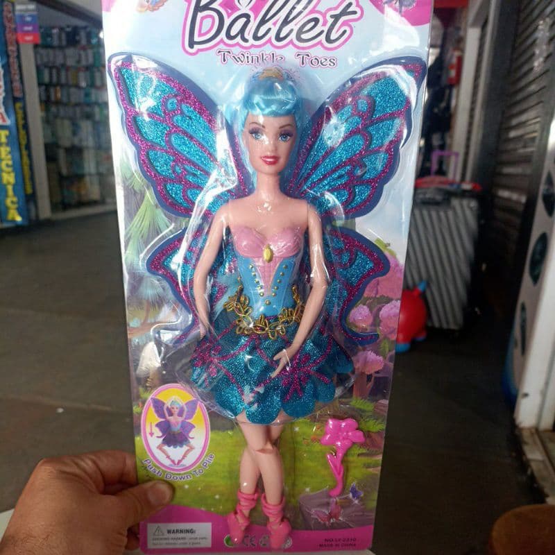 boneca ballet c asas cabelo azul