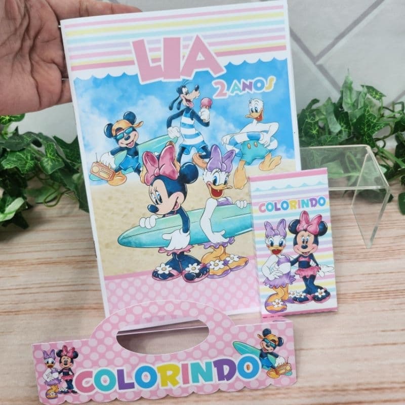 Kit Colorir Minnie Pool Party Personalizado | Lembrancinha Festa Infantil | Livrinho + Giz de Cera | Qualquer Tema