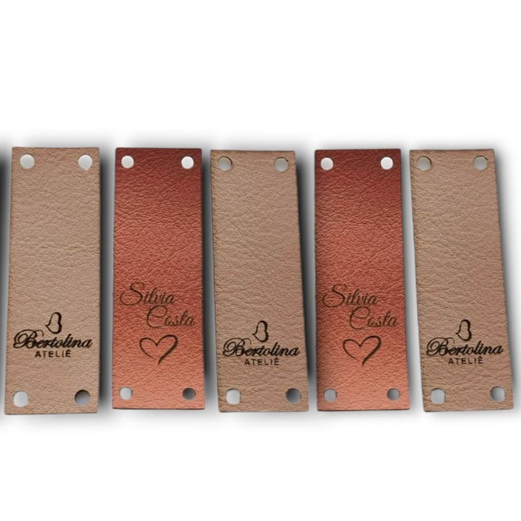 Etiqueta Bandeirinha Personalizada 30 unidades 6x2 Cm Marrom