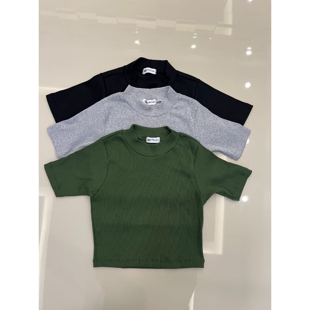 Kit 3 Blusa Feminina Malha Canelada Com Gola Alta Cores Sortidas Básica