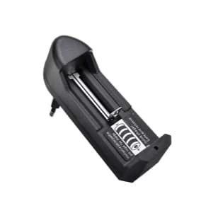 Carregador Bivolt de Bateria 18650 Lanterna Brinquedos