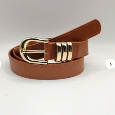 Cinto feminino com fivela dourada importado