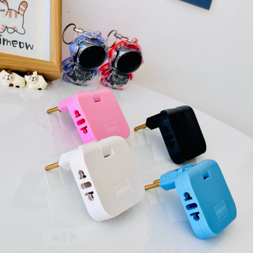 Adaptador Tomada Padrão Europeu Para 3 Universal T 10A 180Graus