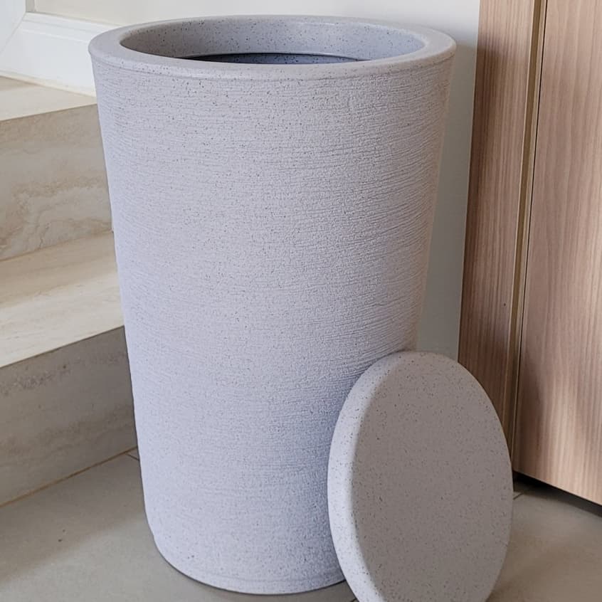 Vaso para Plantas em Plástico Polietileno Tam M com Prato Cone Redondo Textura Grafiato