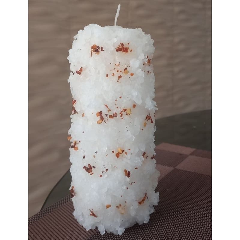 Vela de sete dias 400g 15cm. Sal grosso, Canela, Arruda, pimenta, aniz estrelado, camomila.
