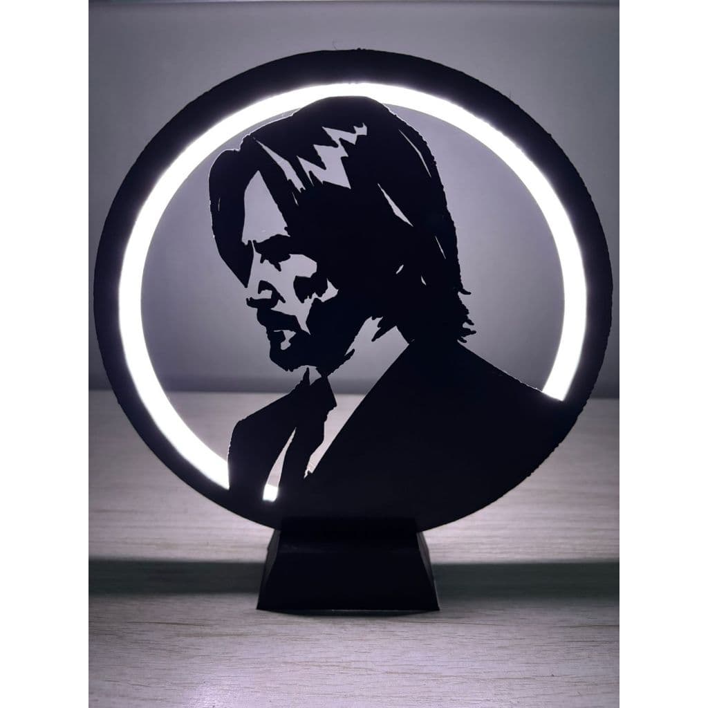 Luminária John Wick Decorativa Para Mesa Cabeceira