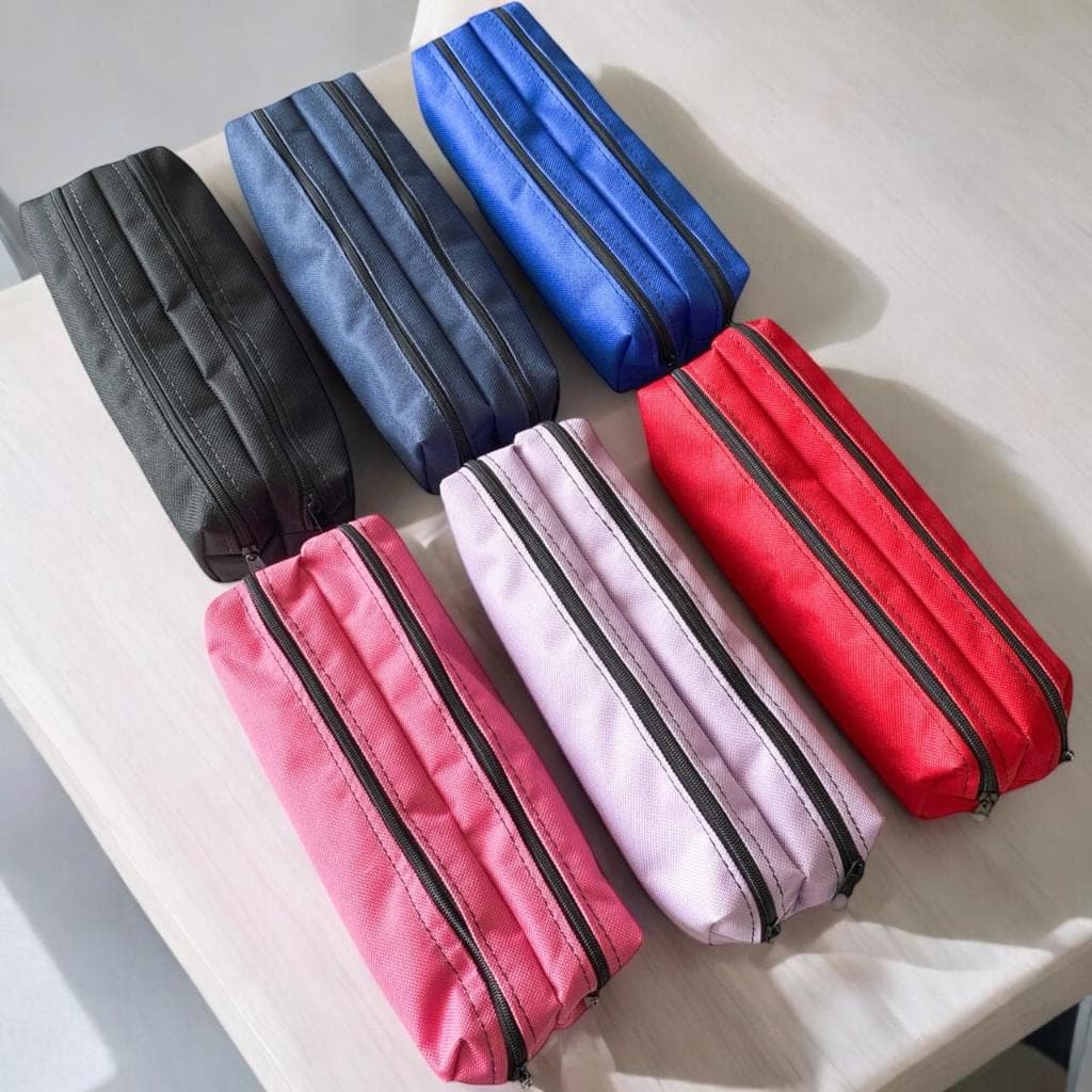 Estojo Escolar Nylon C/2 Zíper Material  Escolar-- ESTOJO ESCOLAR 2025(2 ZÍPER)