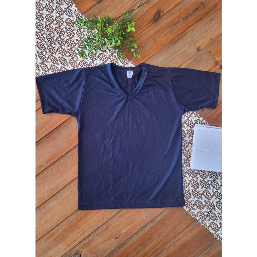 Camiseta preta ou azul marinho malha pv. Juvenil
