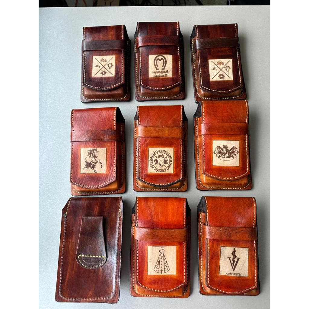 Capinha bainha cintura porta celular , agro country pecuaria em couro legitimo unissex