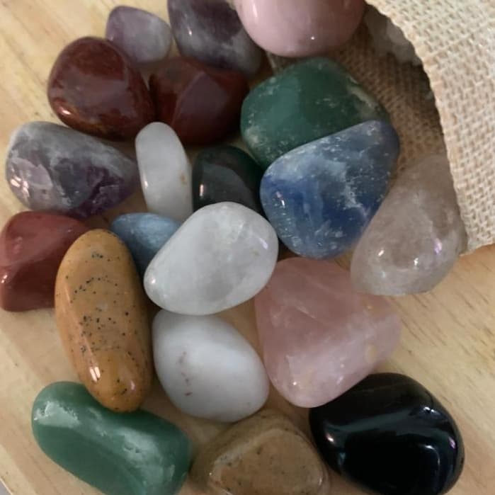 Mix de Pedras Roladas com 2cm Quartzo Ágata Jaspe e outras 200 gramas