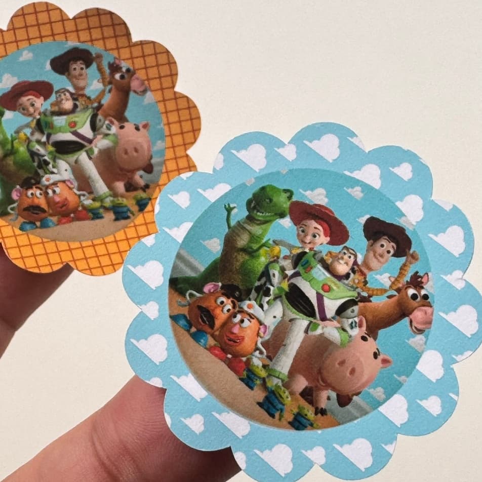40 rótulos adesivos redondo 4,5cm tema Toy Story SEM NOME, rótulos FOSCO para latinhas