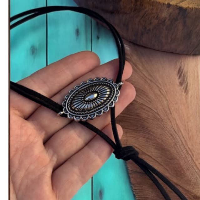 Gravatinha country pingente concho look Barretos
