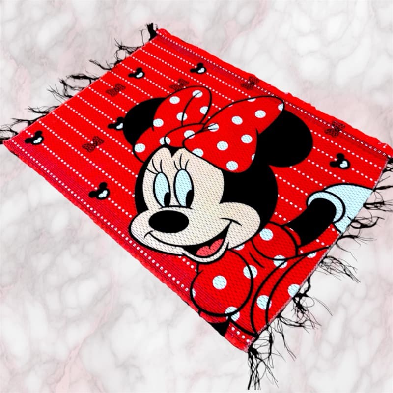 Tapete Minnie - Vingadores - Personagens - 48x65cm