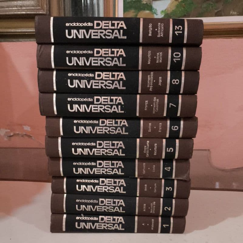Enciclopédia Delta Universal usado