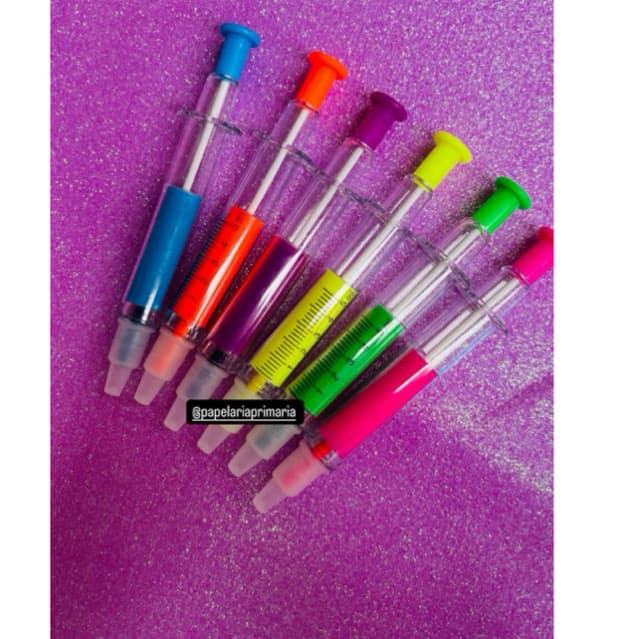 Kit com 2 canetas marca texto em formato de seringa caneta seringa