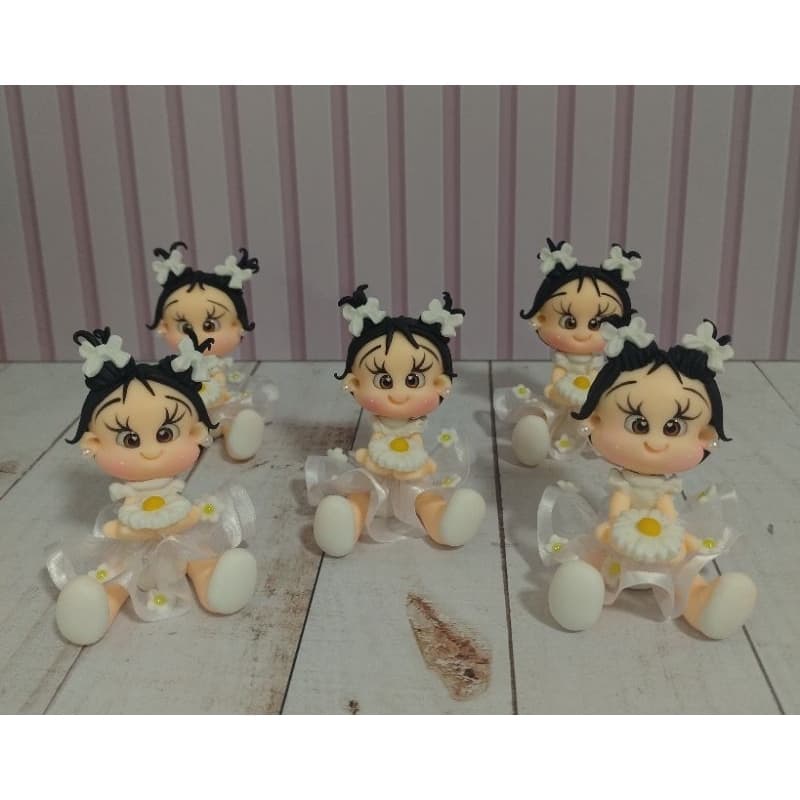 5 apliques em biscuit Margarida Envio em 15 dias úteis
