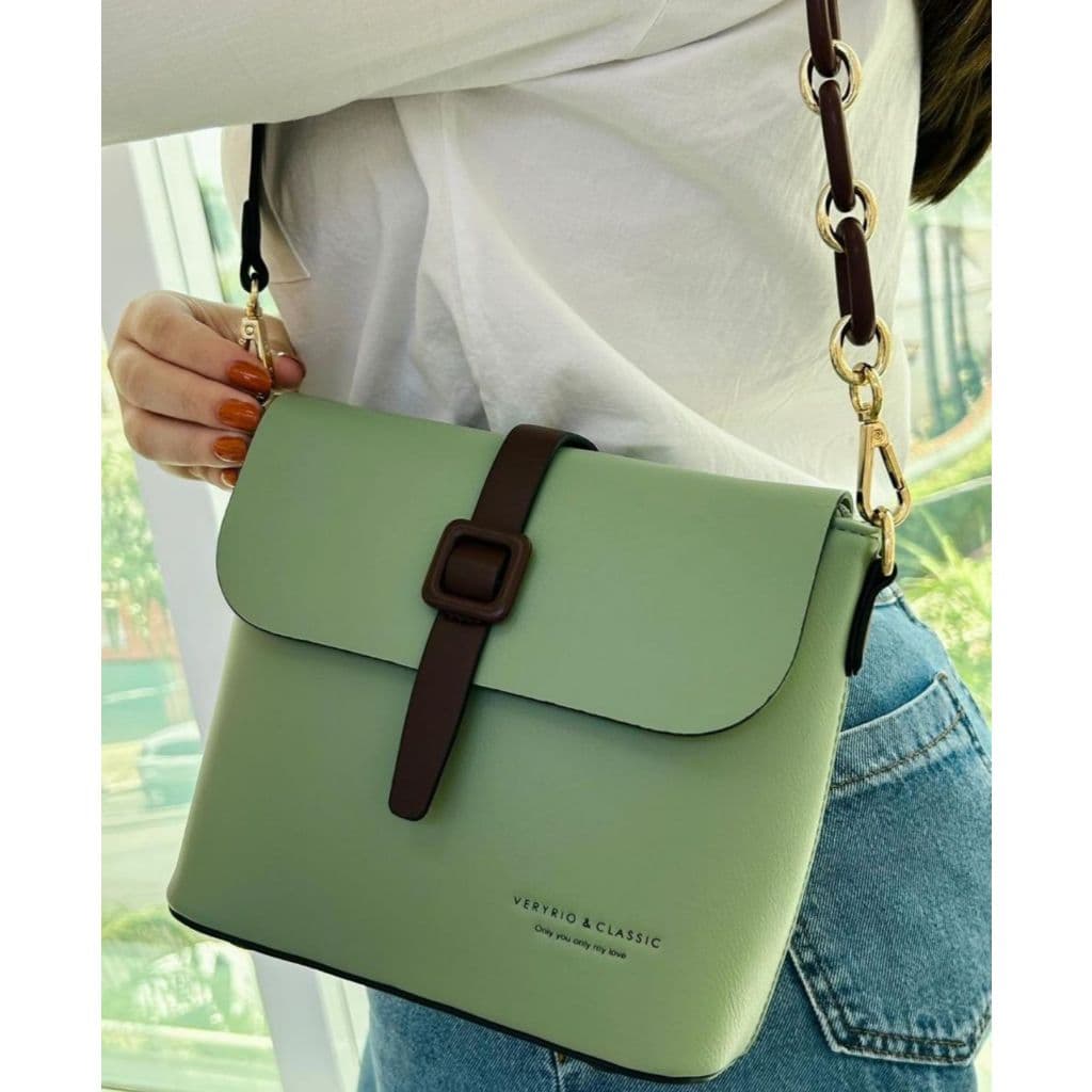 Bolsa Feminina compacta Veryrio alça corrente