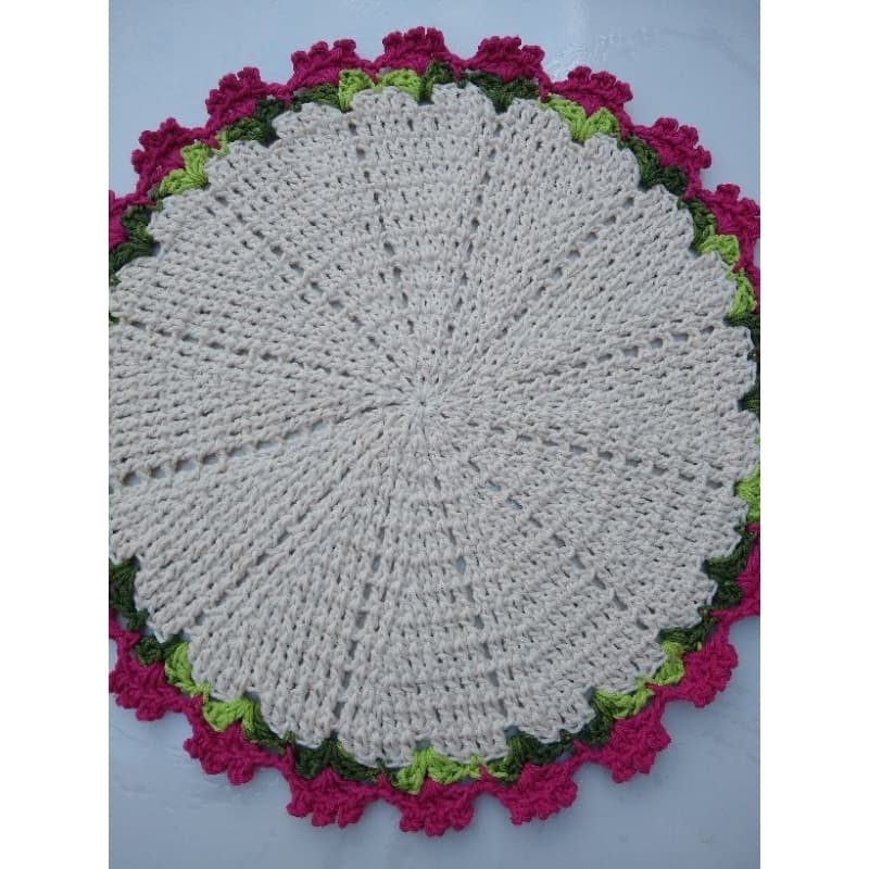 Susplast de Crochê/Centro de Mesa/toalhinha/40cm de diâmetro.
