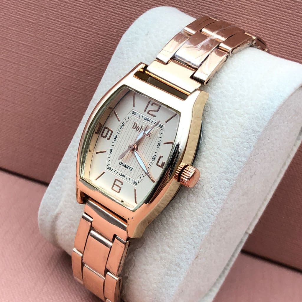 Rel贸gio de quartzo quadrado feminino elegante e聽requintado