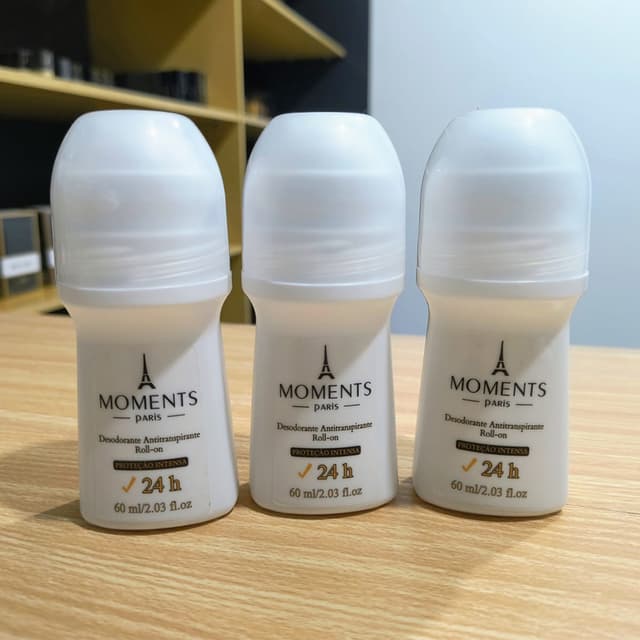 DESODORANTE ANTI TRANSPIRANTE ROLL-ON 60ml C/24h de proteção - Unidade - Moments Paris