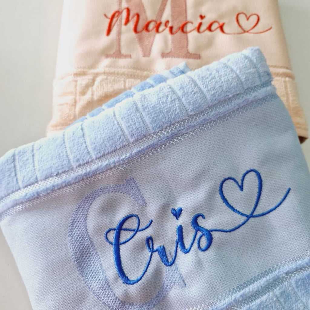 Toalha de BANHO Bordada Personalizada com Inicial e Nome