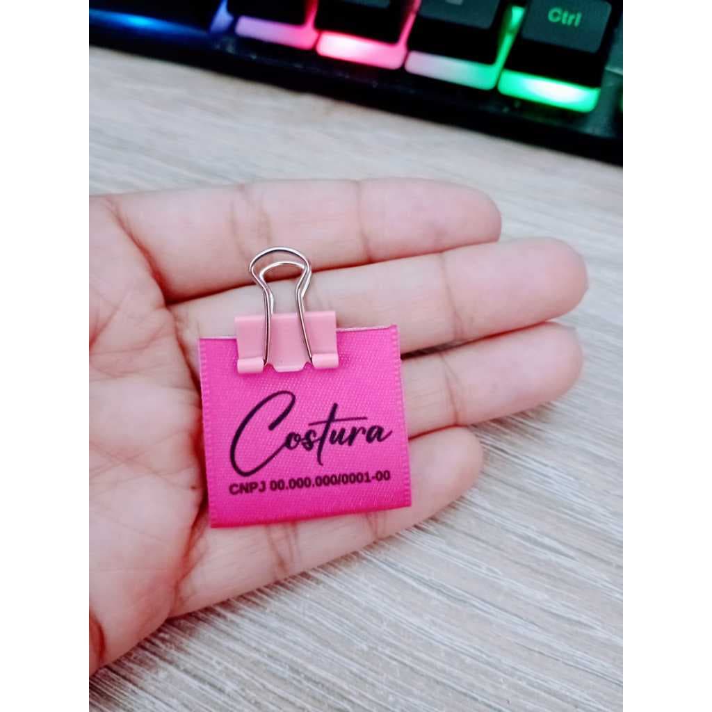 100 Etiquetas CETIM  3x6 cm Seladas - Bandeirinha - Palito - Clip