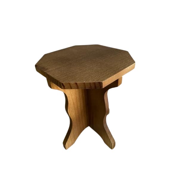 BANQUINHO OCTAGOL DE PINUS