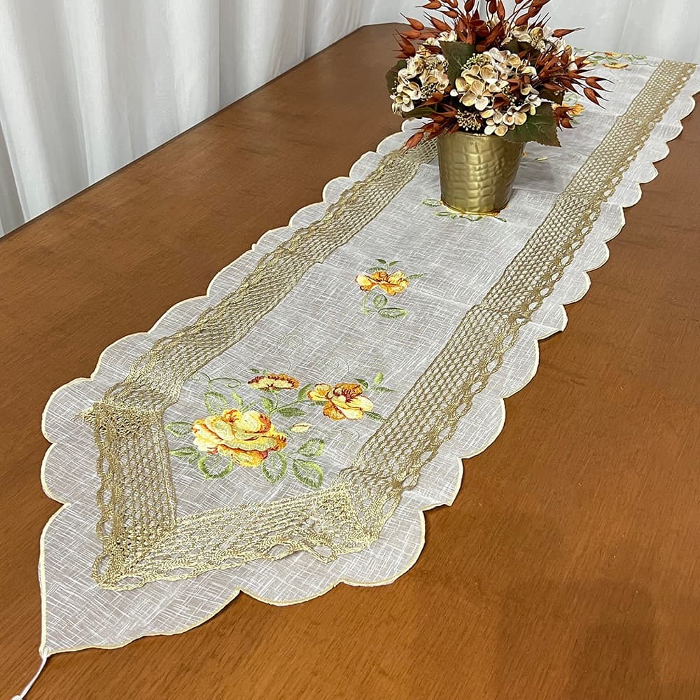 Caminho de Mesa Bordado Organza com Crochê 2,20mts Trilho de Mesa
