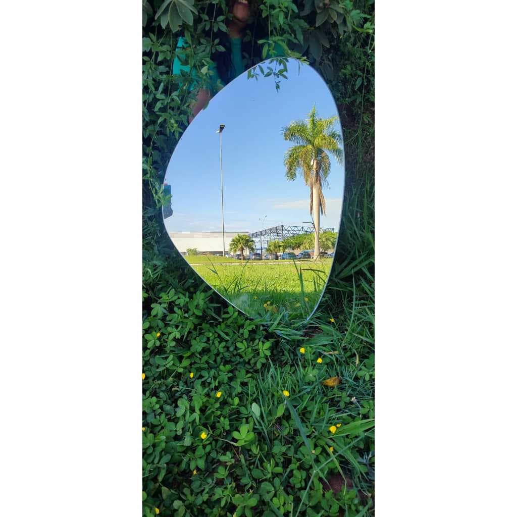 Espelho Orgânico Moderno 68x53cm – Acabamento Lapidado em Vidro 6mm – Pronto para Instalar
