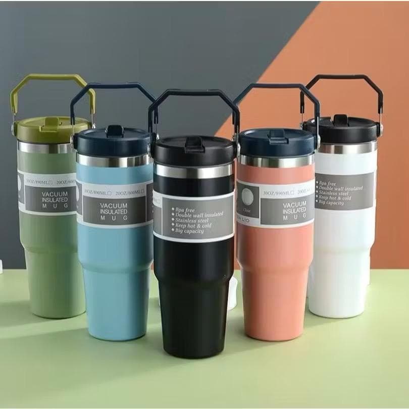Copo Térmico carro e Sports Inox 900ml, com Canudo mantém suas bebidas frias por até 18 horas