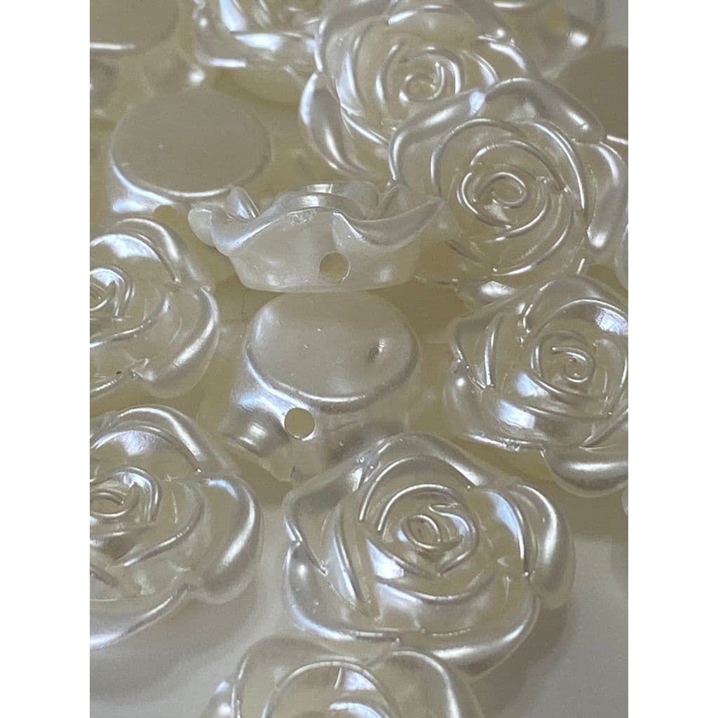 Flor Rosa Perola 18mm Furo Passante 100 peças