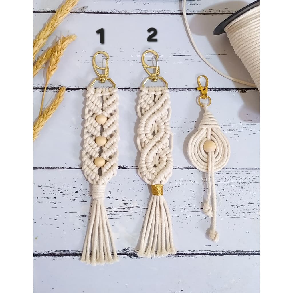 Chaveiro de macramê, Chaveiro para lembrancinha , chaveiro pra presente